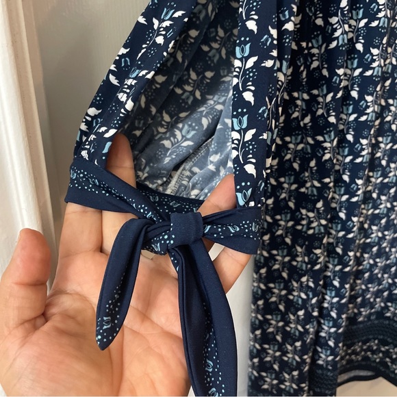 Max Studio Dress Blue Floral Size Small - Picture 4 of 14